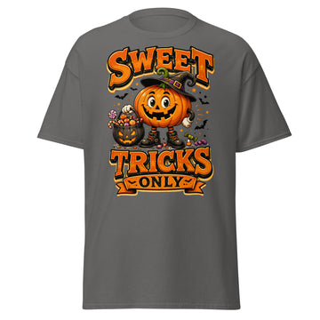Vintage Halloween Pumpkin Horror & Mystery Unisex Classic Tee by printfluence.net